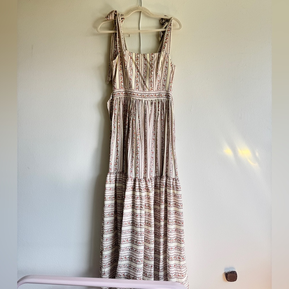 NWT Mable Floral Tiered Midi Dress